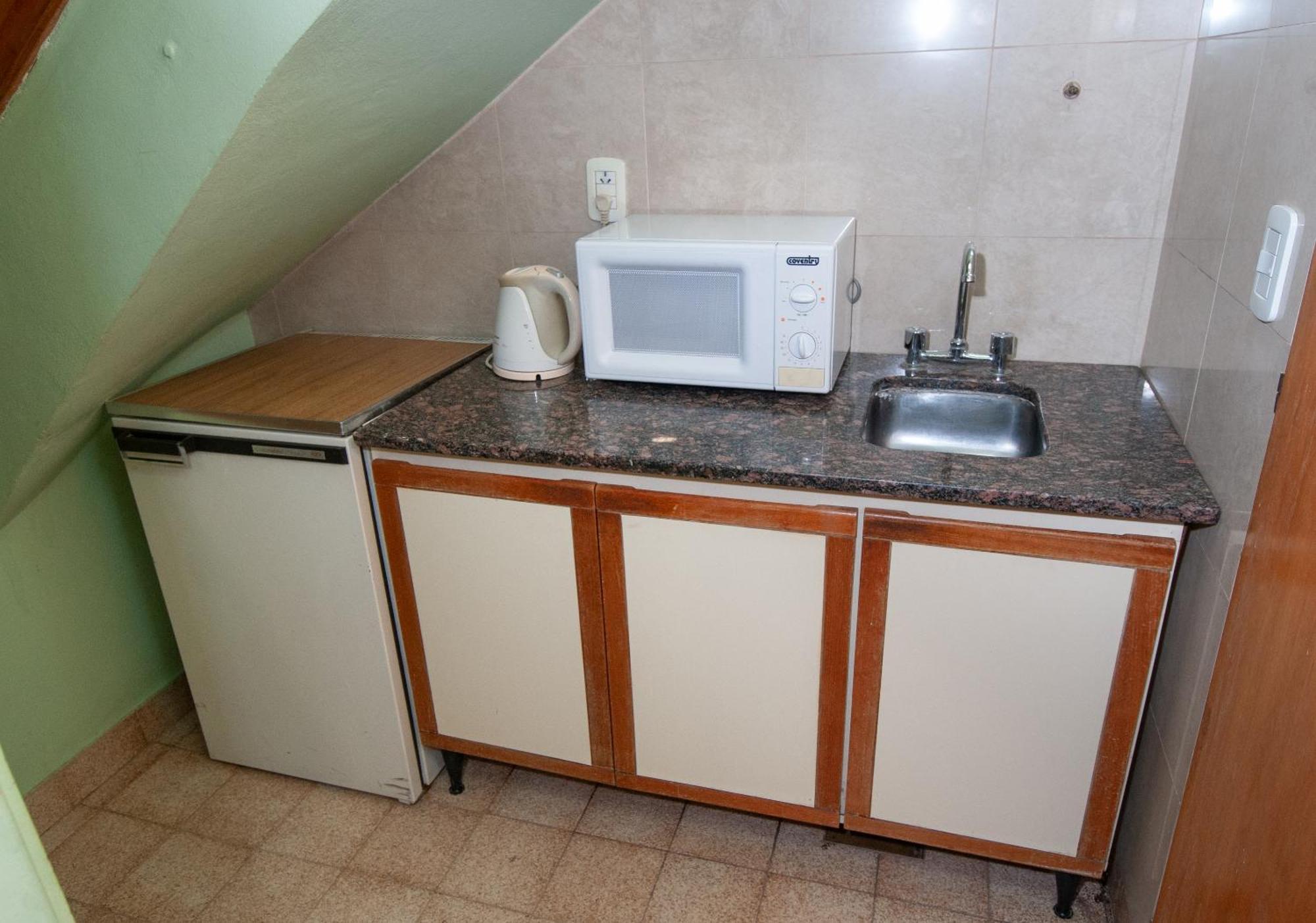 Hosteria Angelina Ескуел Стая снимка